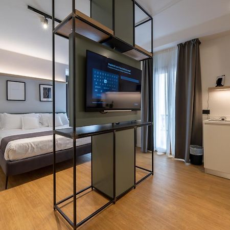 Meg Lifestyle Hotel & Apartaments Riccione Bagian luar foto