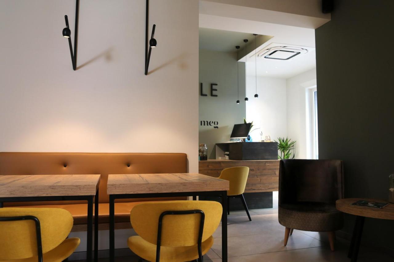 Meg Lifestyle Hotel & Apartaments Riccione Bagian luar foto
