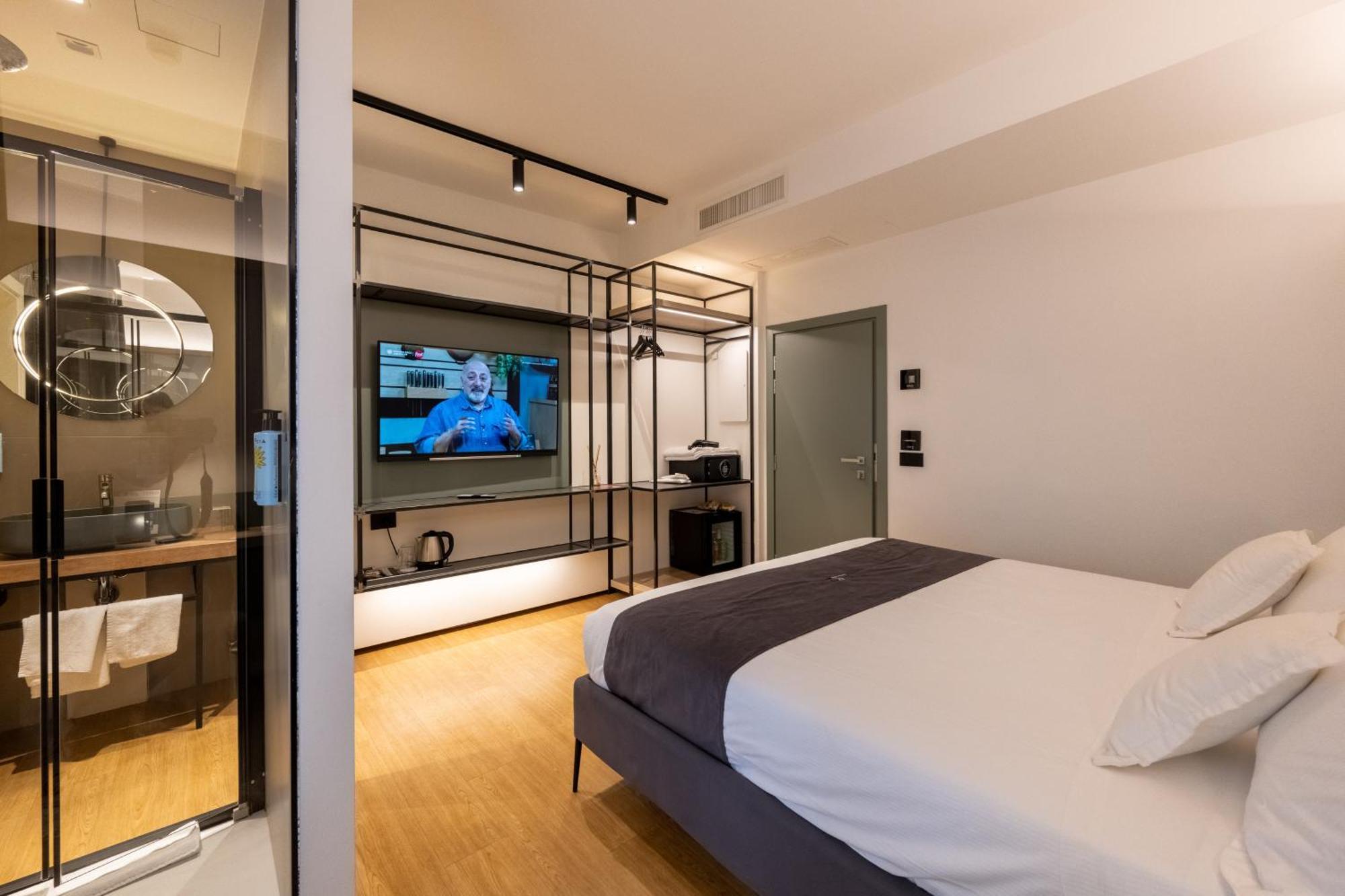 Meg Lifestyle Hotel & Apartaments Riccione Bagian luar foto