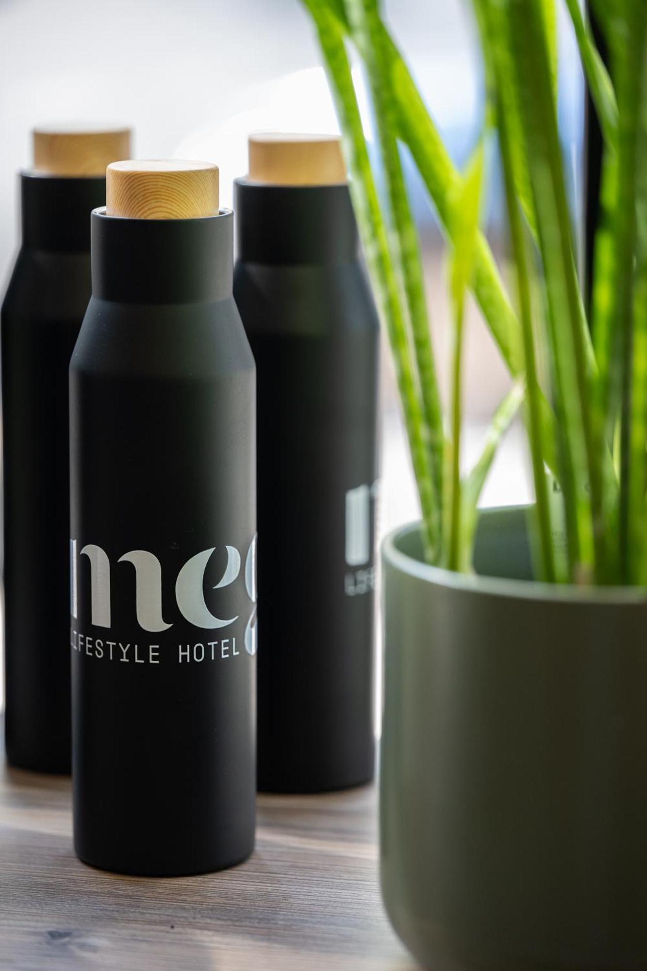 Meg Lifestyle Hotel & Apartaments Riccione Bagian luar foto
