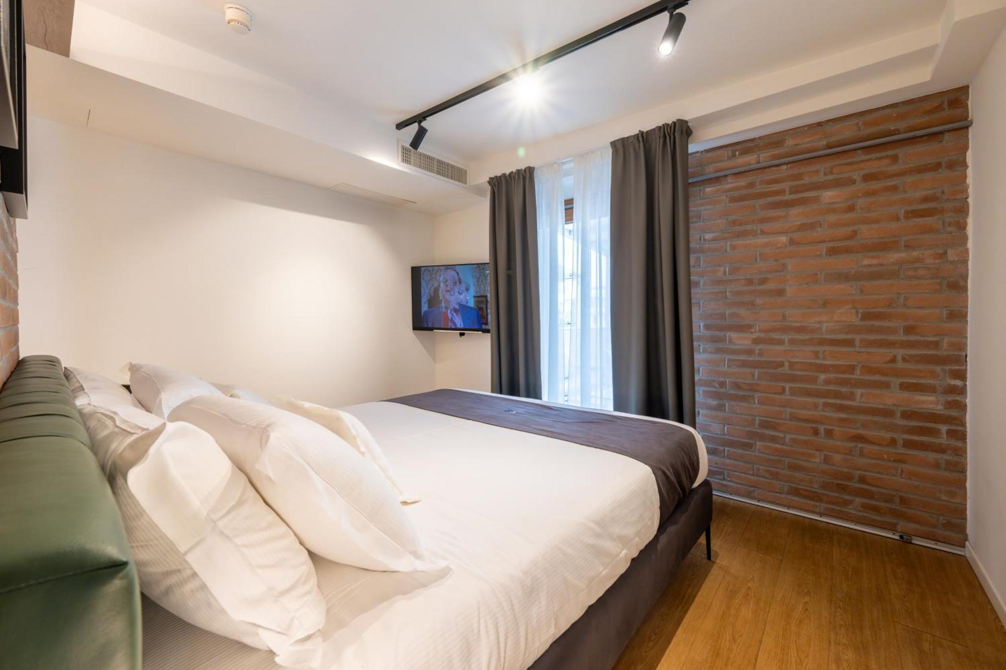 Meg Lifestyle Hotel & Apartaments Riccione Bagian luar foto